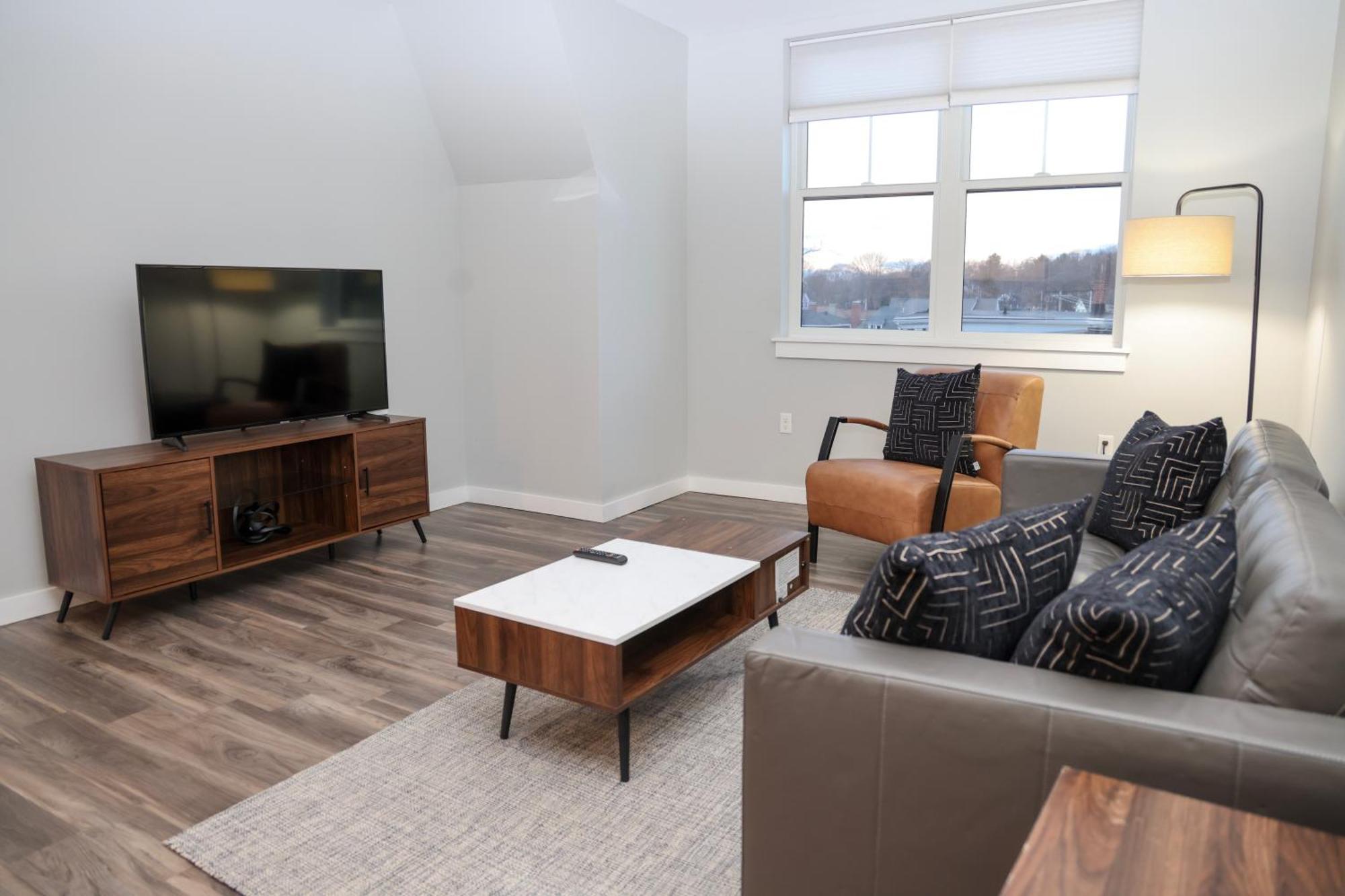 Luxury Apartment With Gym, Steps From Commuter Rail #4011 Reading Eksteriør billede